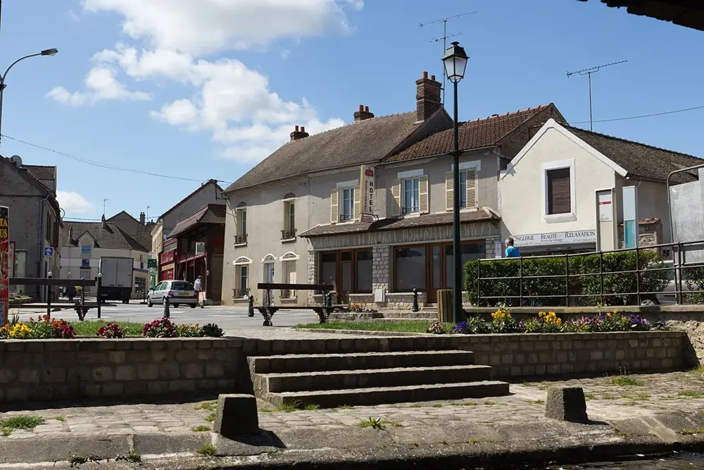 Ballancourt-sur-Essonne  2301