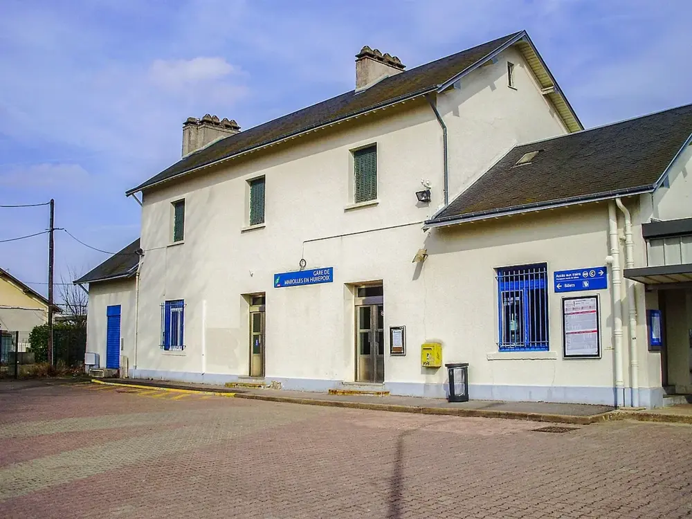 Gare de Marolles-en-Hurepoix 01